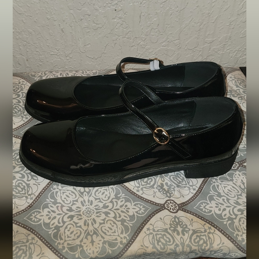 Bellirala Womens Patent Mary Jane Flats Closed Toe Comfortable Shoes
